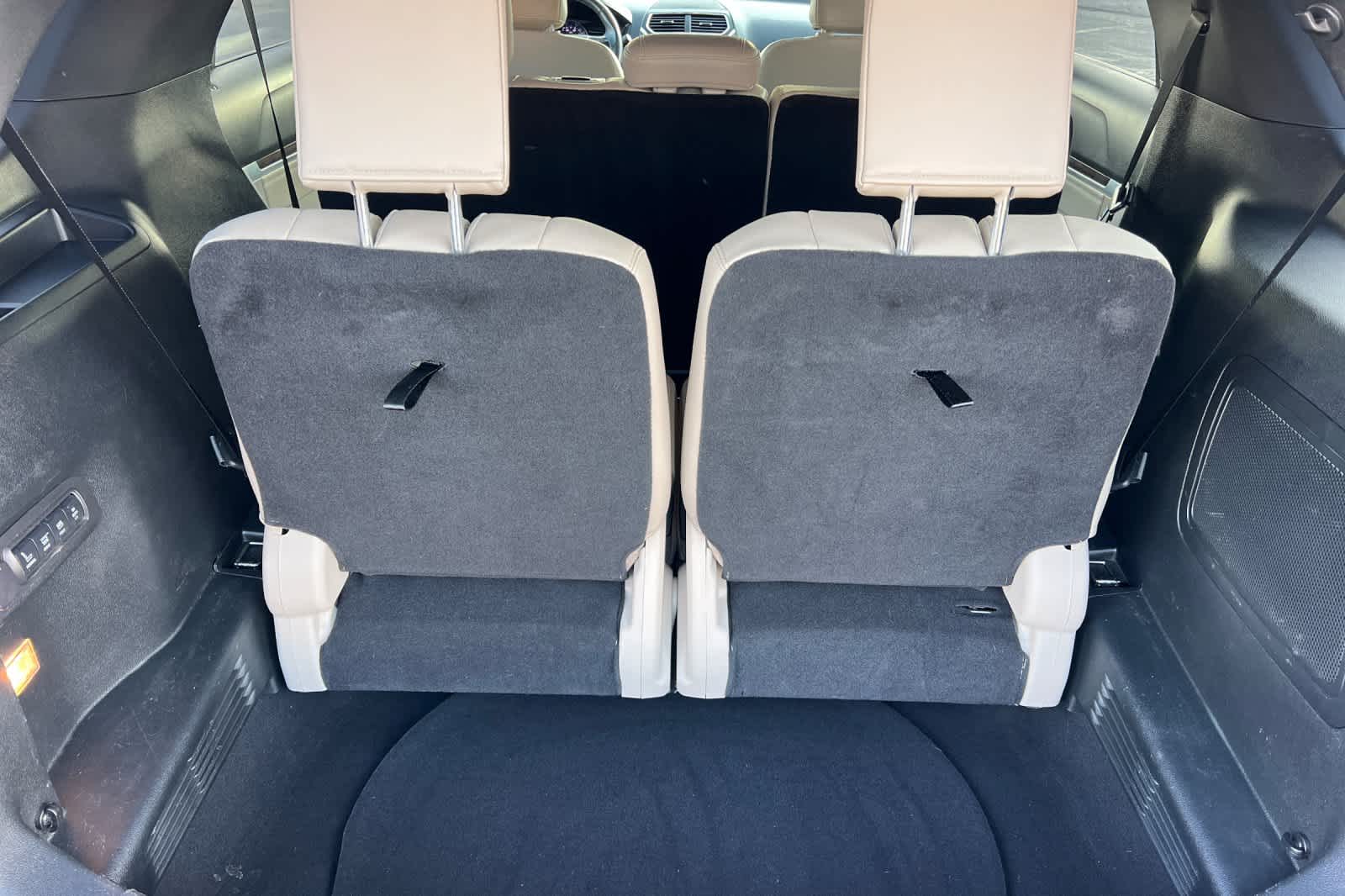 Thumbnail: 2018 Ford Explorer - 16