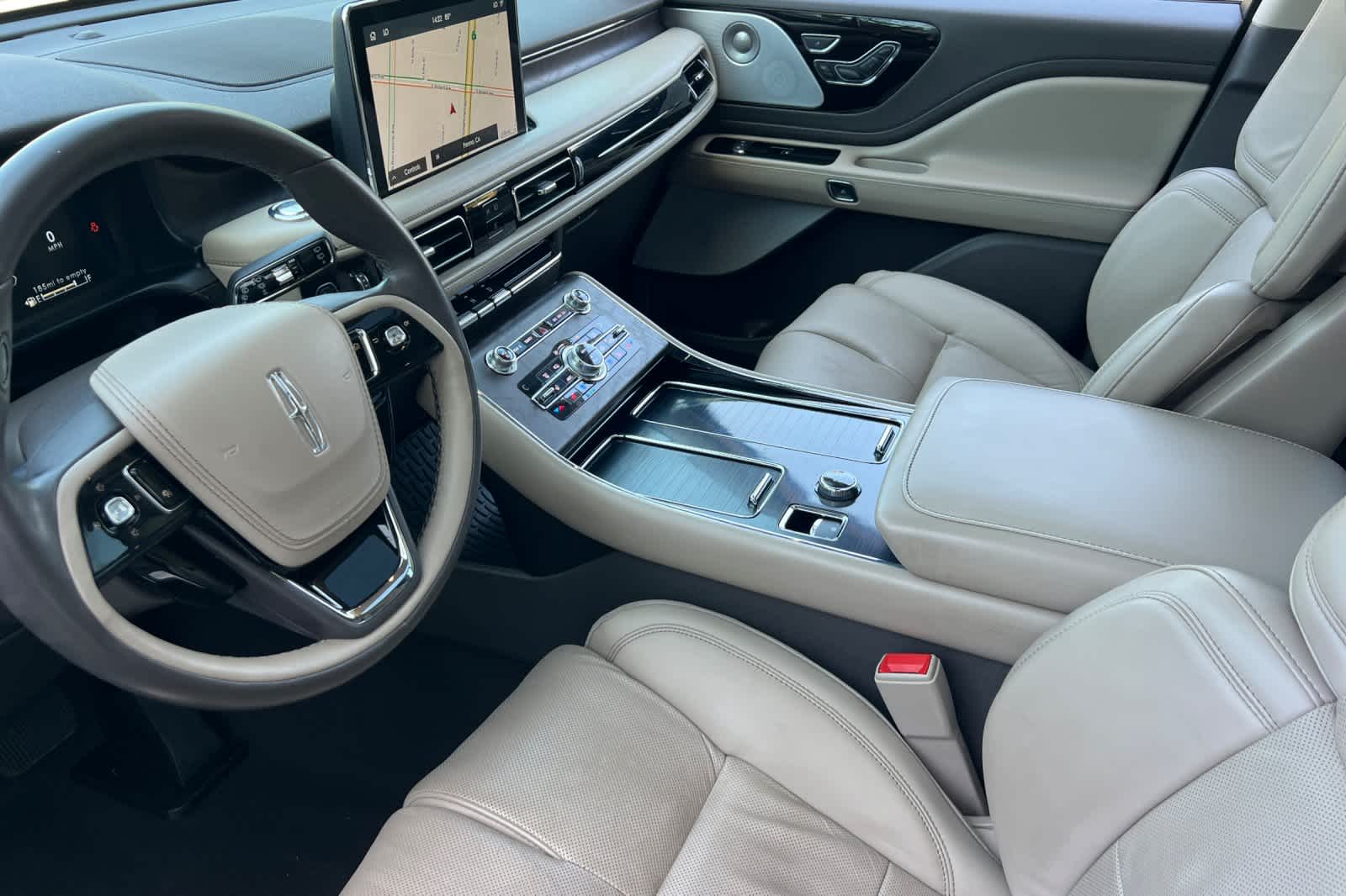 Thumbnail: 2020 Lincoln Aviator - 12