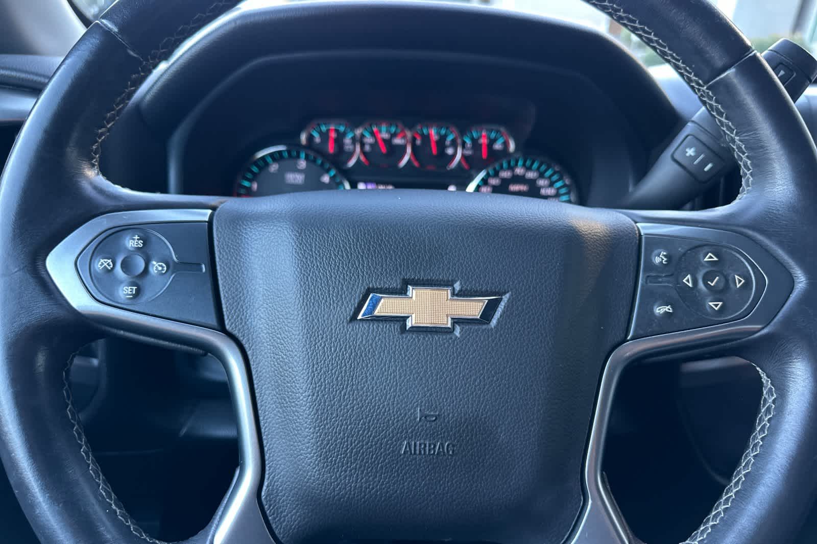 Thumbnail: 2017 Chevrolet Silverado 1500 - 22
