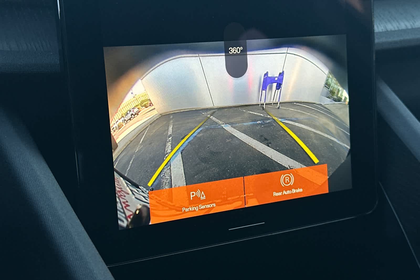 Thumbnail: 2023 Polestar 2 - 19