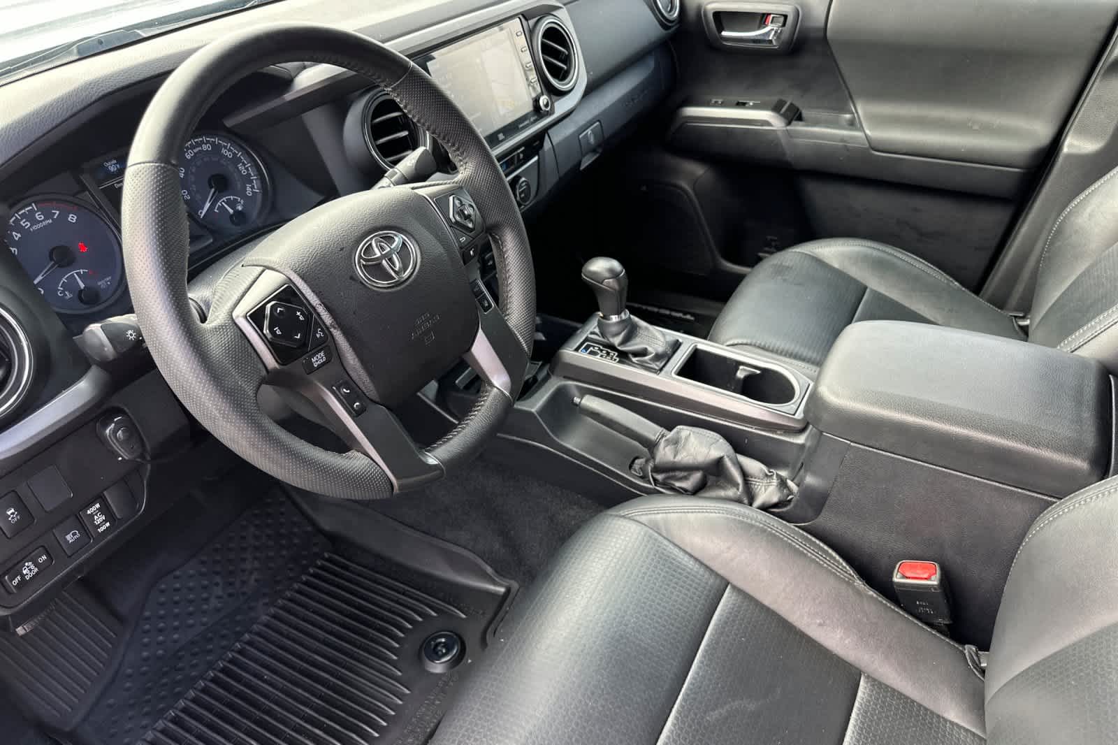 Thumbnail: 2021 Toyota Tacoma - 11