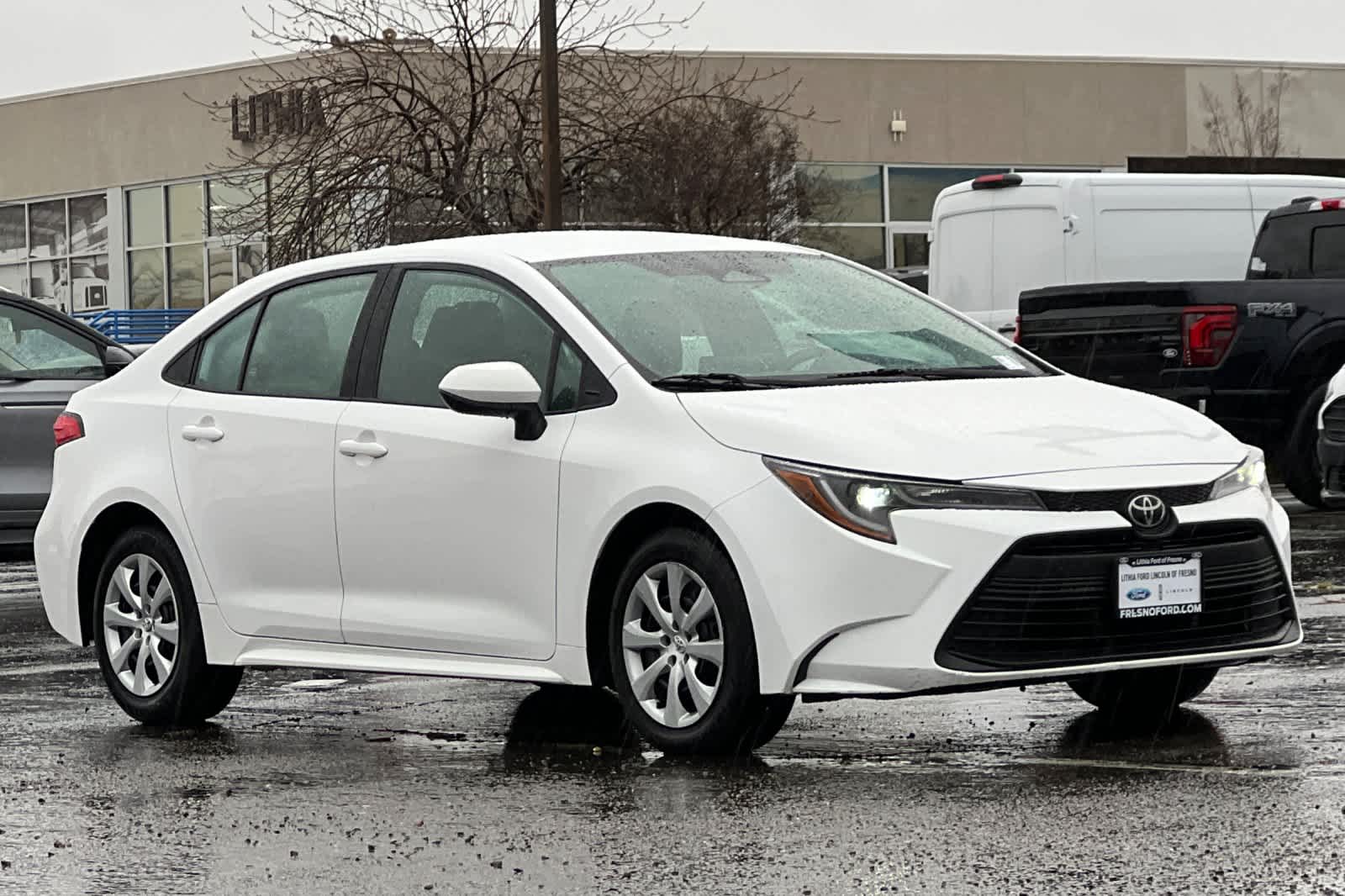 Thumbnail: 2023 Toyota Corolla - 10