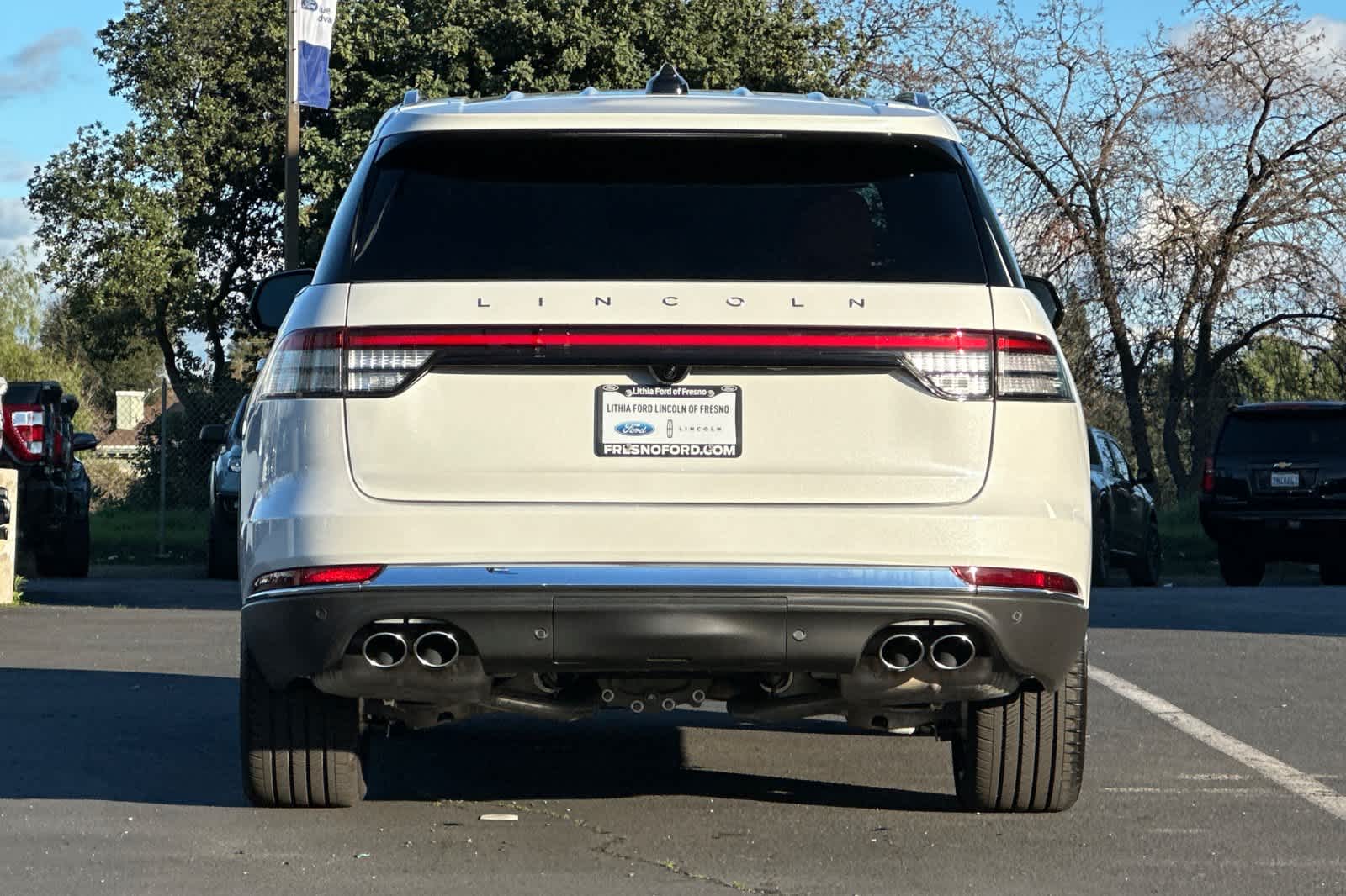 Thumbnail: 2026 Lincoln Aviator - 7