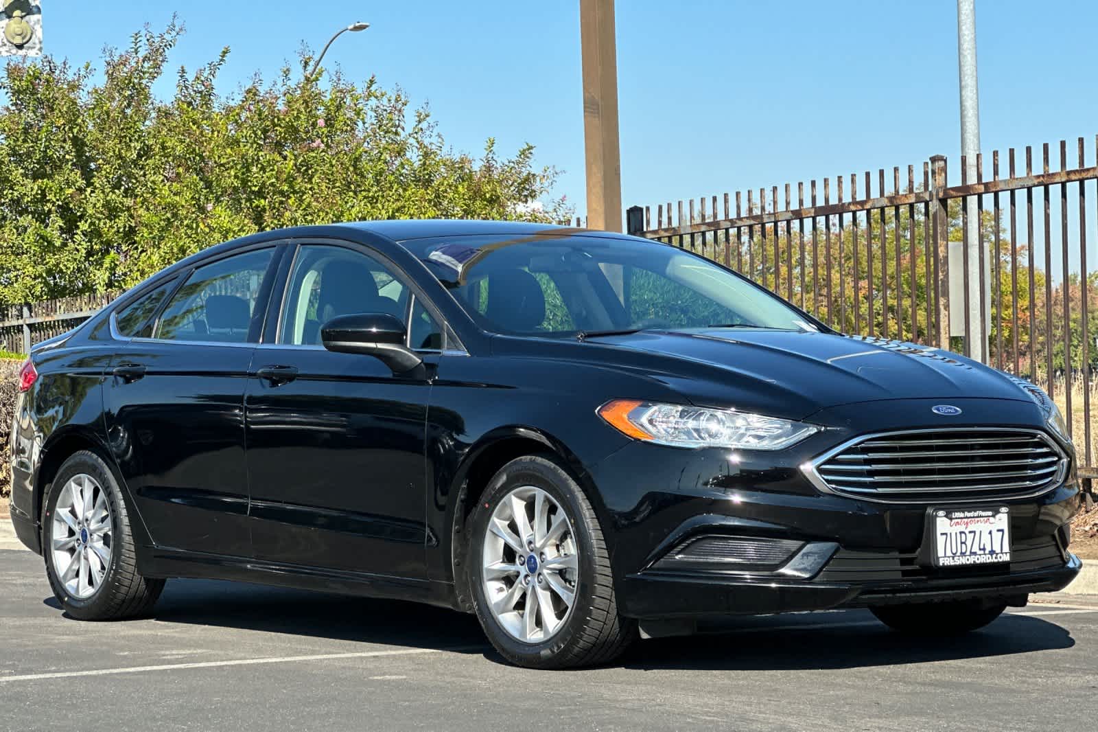 Thumbnail: 2017 Ford Fusion - 9