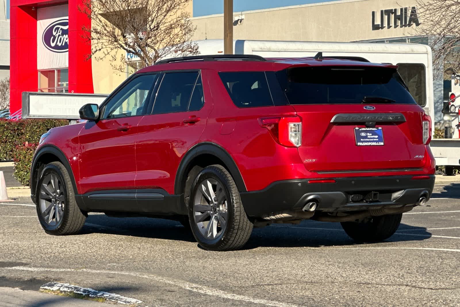 Thumbnail: 2022 Ford Explorer - 7