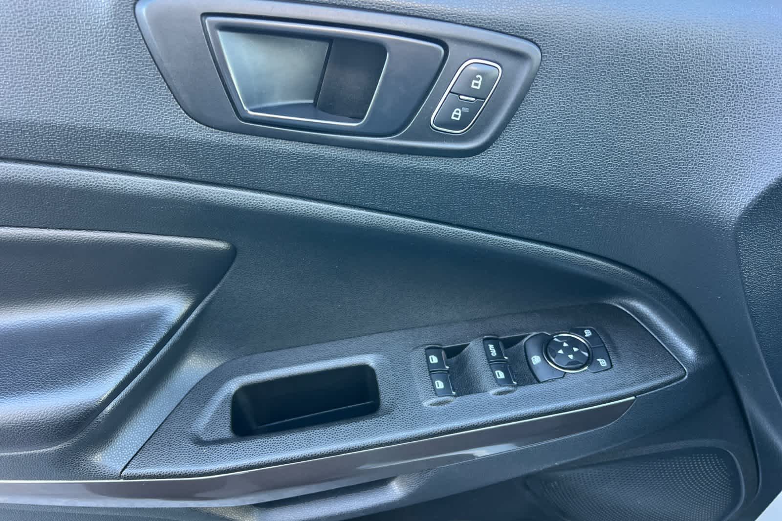 Thumbnail: 2021 Ford EcoSport - 12