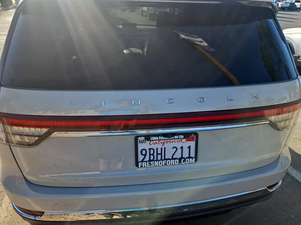 Thumbnail: 2022 Lincoln Aviator - 7