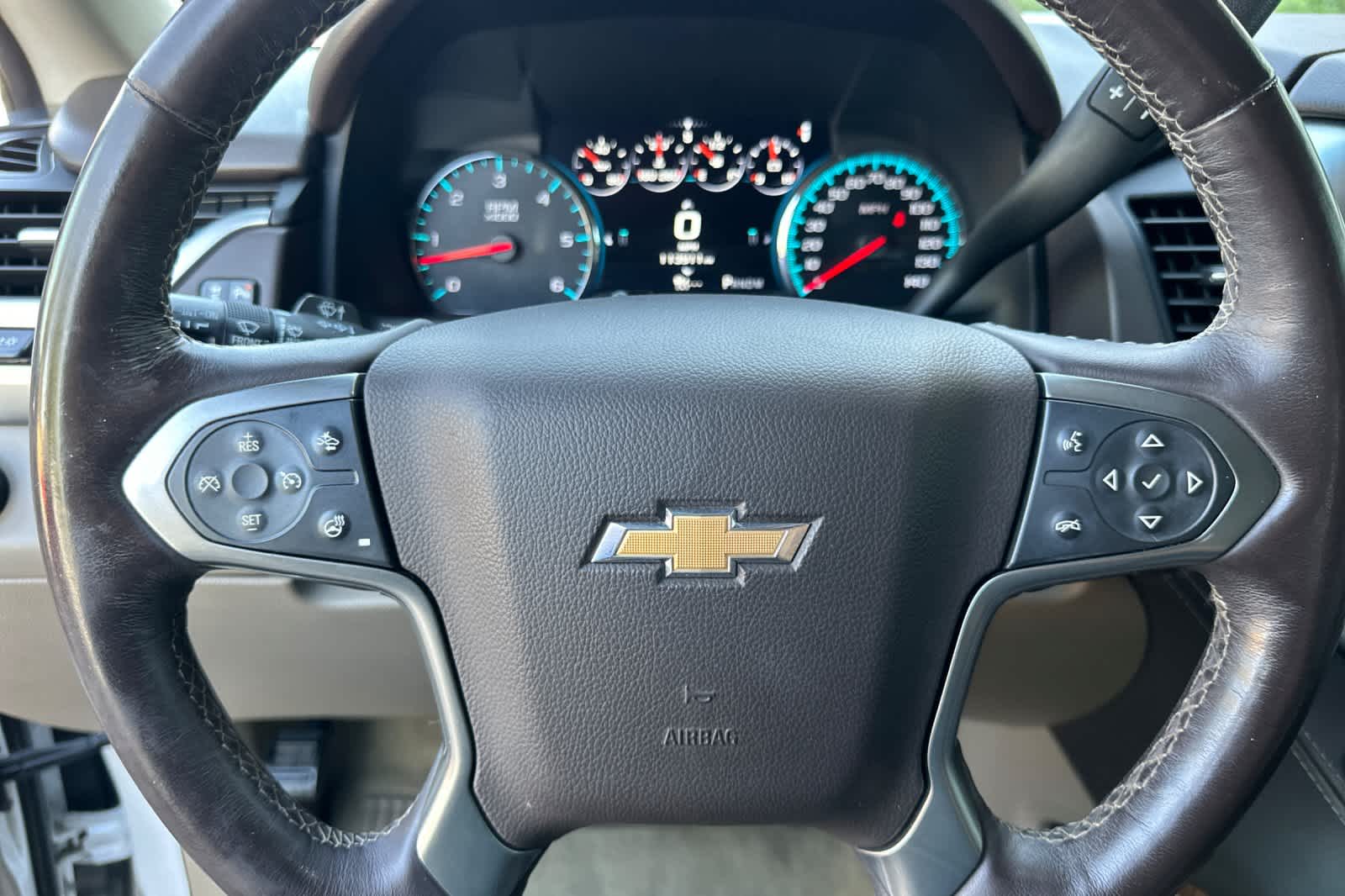 Thumbnail: 2016 Chevrolet Suburban - 24