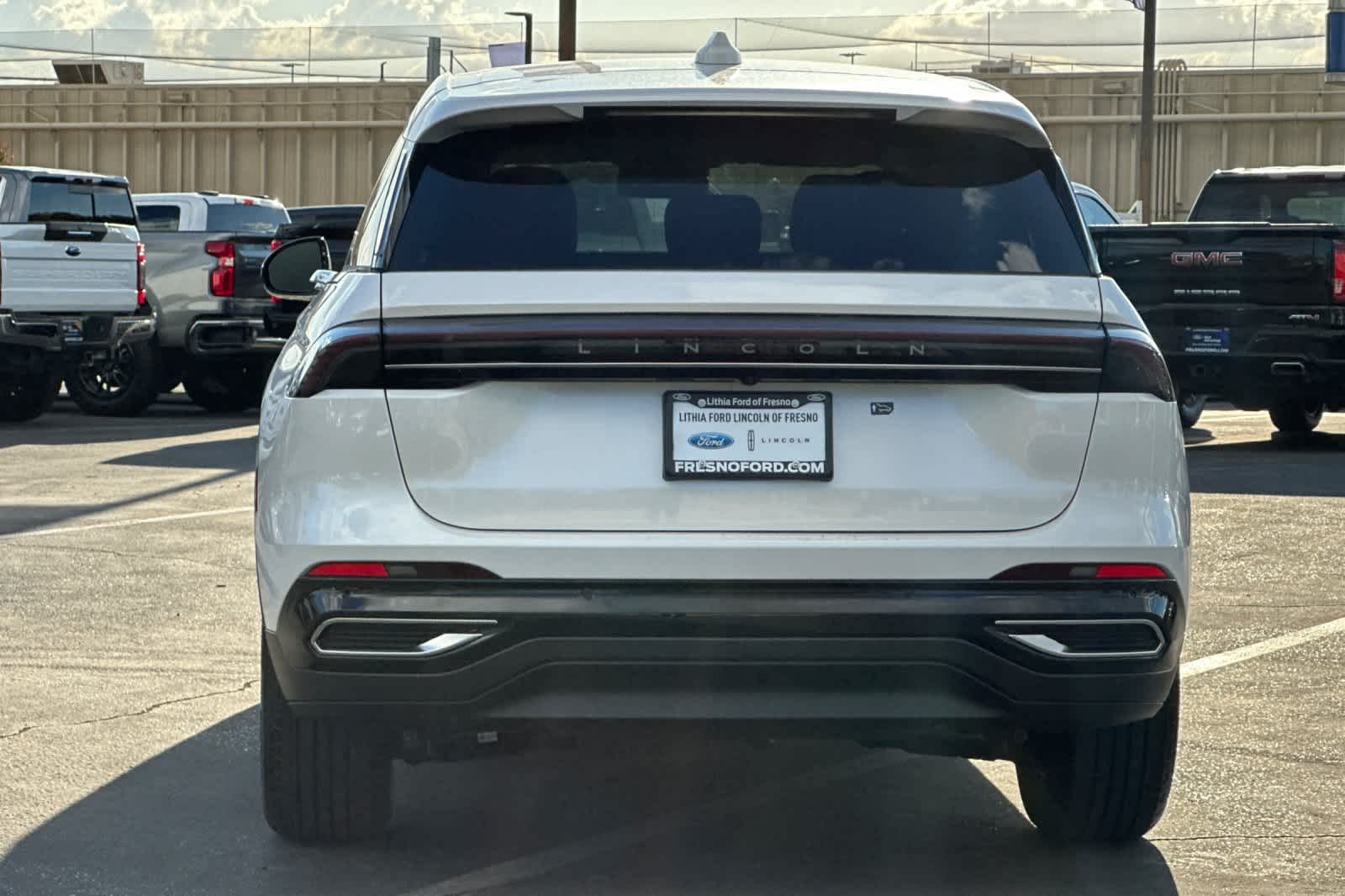 Thumbnail: 2026 Lincoln Nautilus - 7