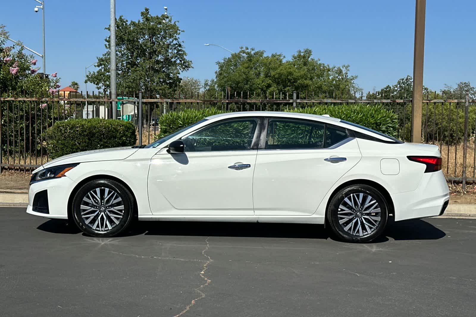 2025 Nissan Altima SV 5