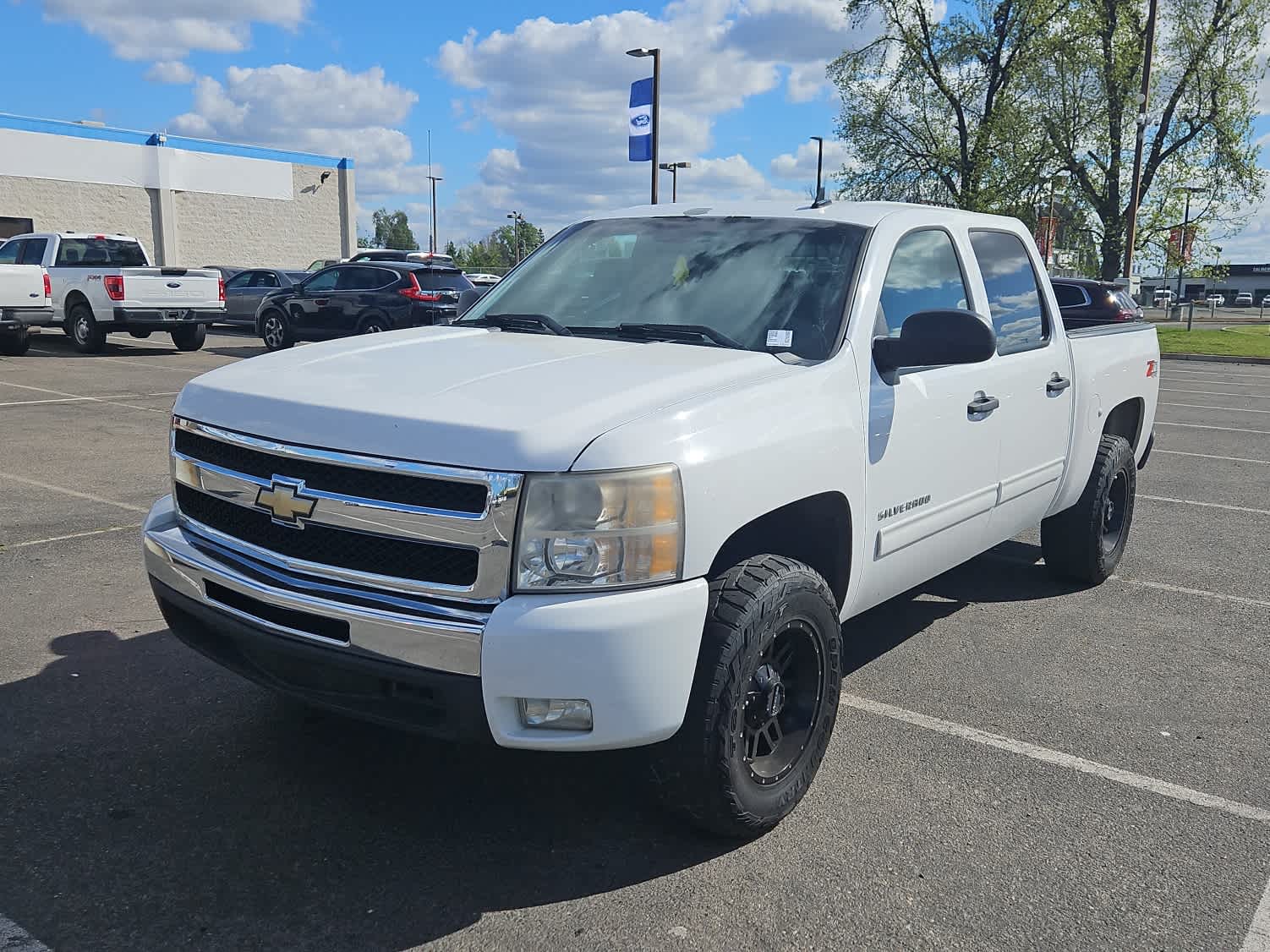 2011 Chevrolet Silverado 1500 LT -
                  Fresno, CA