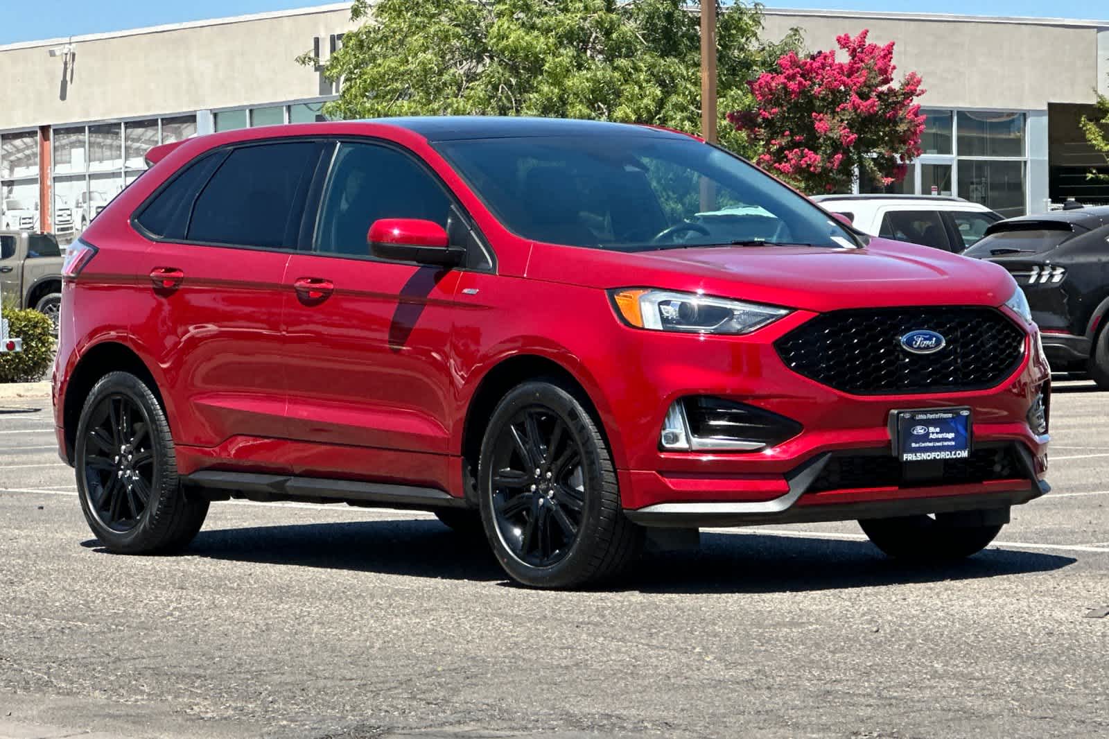 Thumbnail: 2021 Ford Edge - 10
