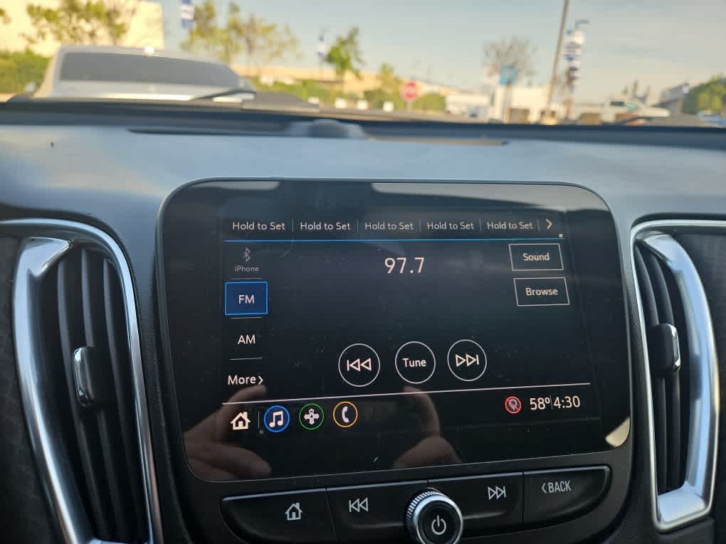 Thumbnail: 2020 Chevrolet Malibu - 16