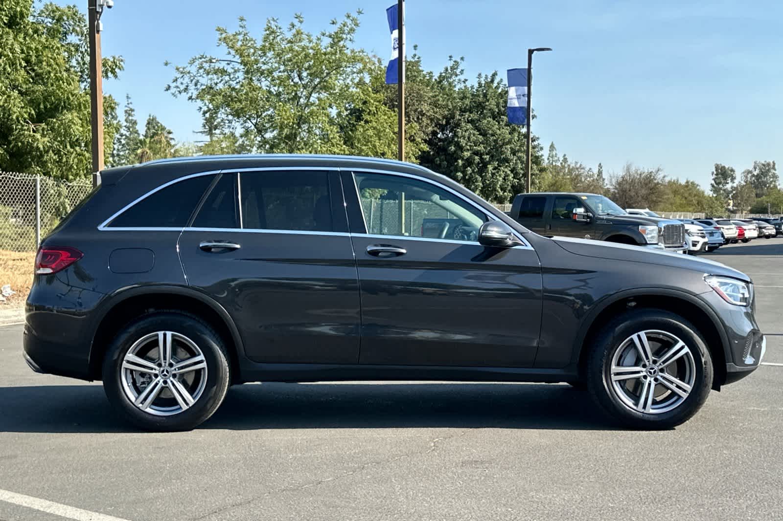 Thumbnail: 2022 Mercedes-Benz GLC - 9