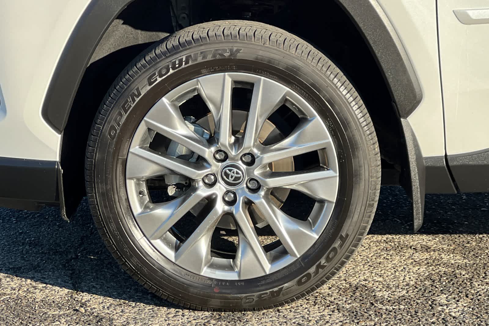 Thumbnail: 2023 Toyota RAV4 - 26