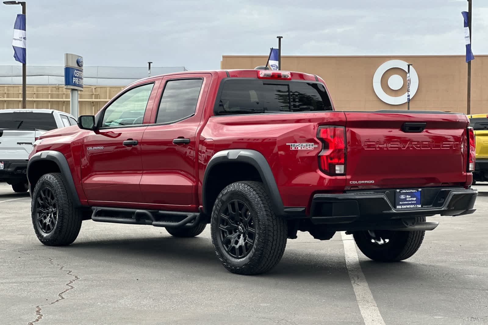 Thumbnail: 2024 Chevrolet Colorado - 6