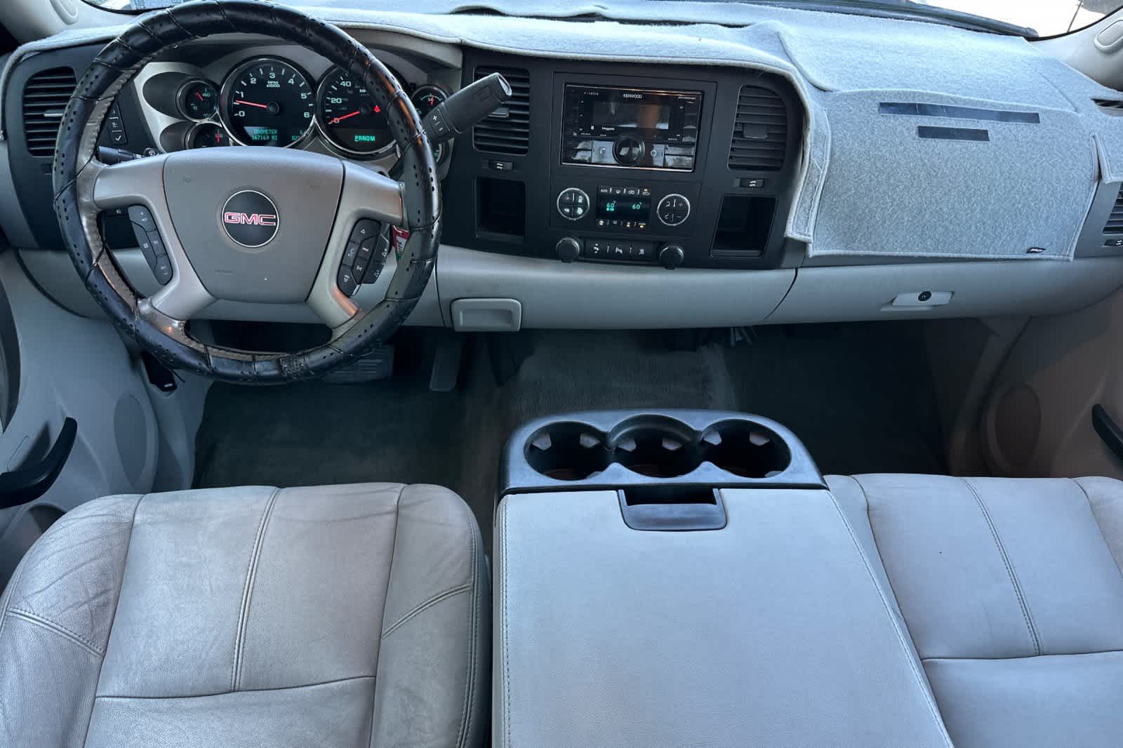 Thumbnail: 2011 GMC Sierra 1500 - 3