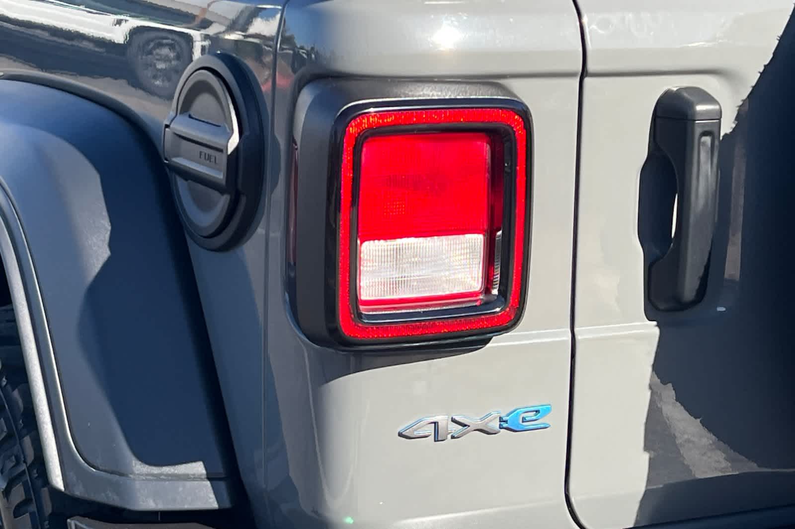 Thumbnail: 2023 Jeep Wrangler - 29