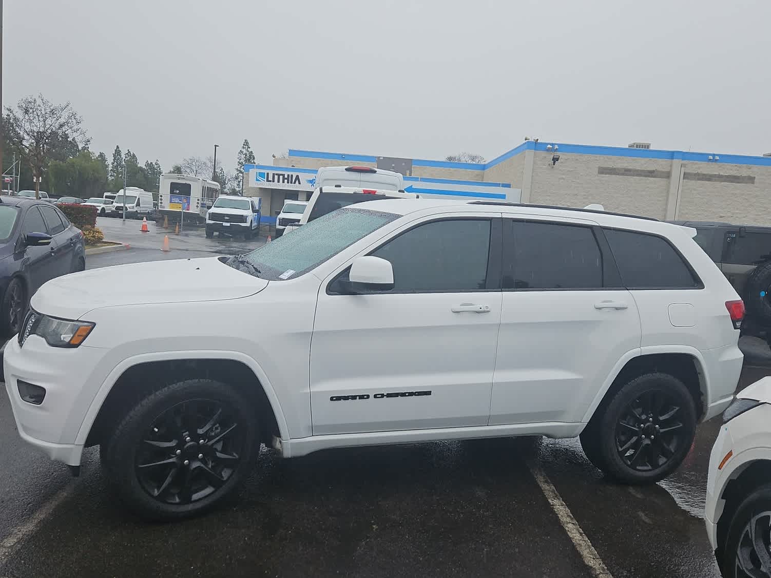 Thumbnail: 2018 Jeep Grand Cherokee - 5