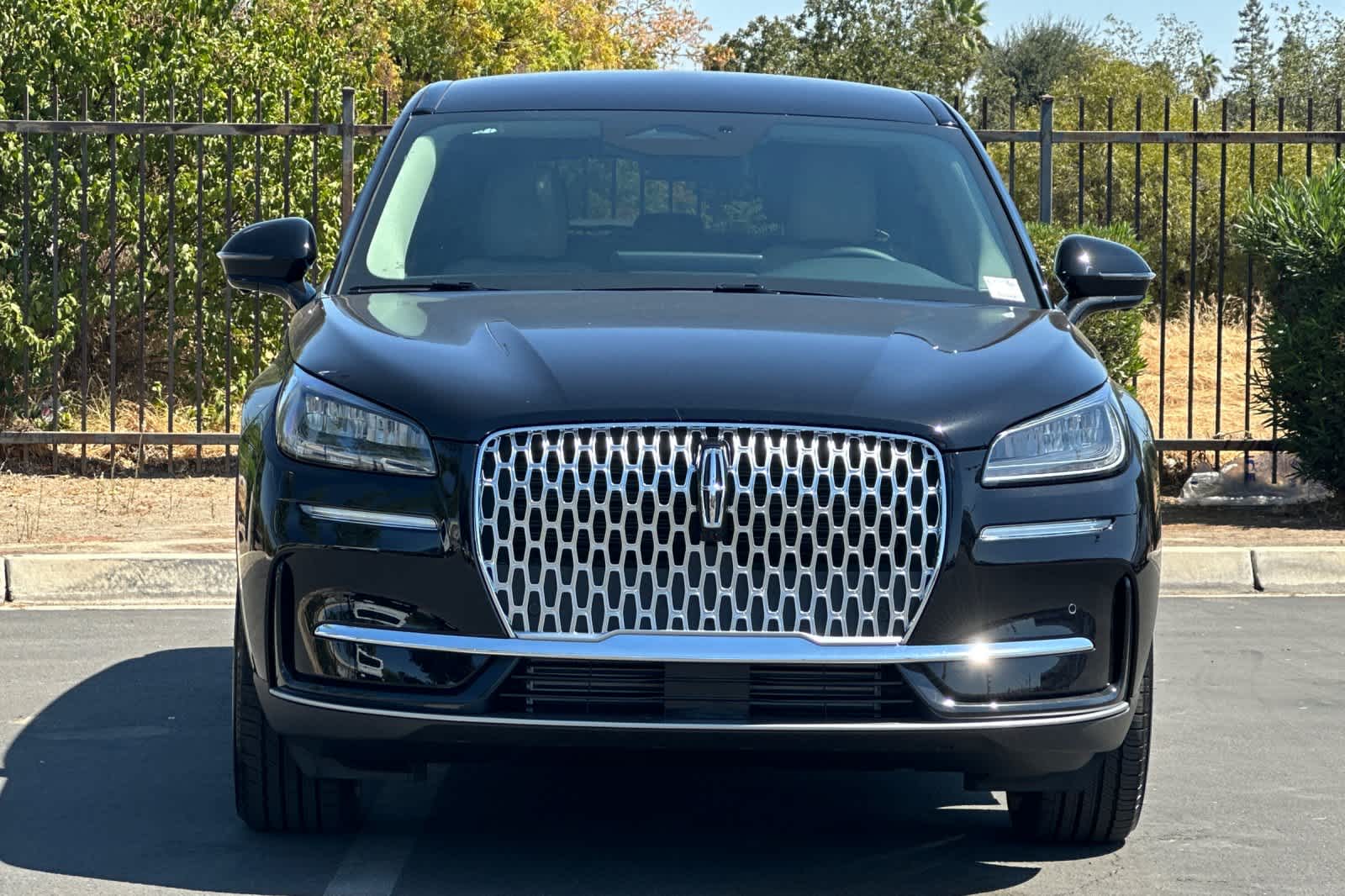 Thumbnail: 2025 Lincoln Corsair - 11