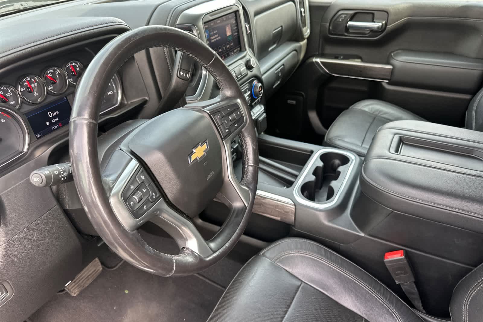 Thumbnail: 2020 Chevrolet Silverado 1500 - 12