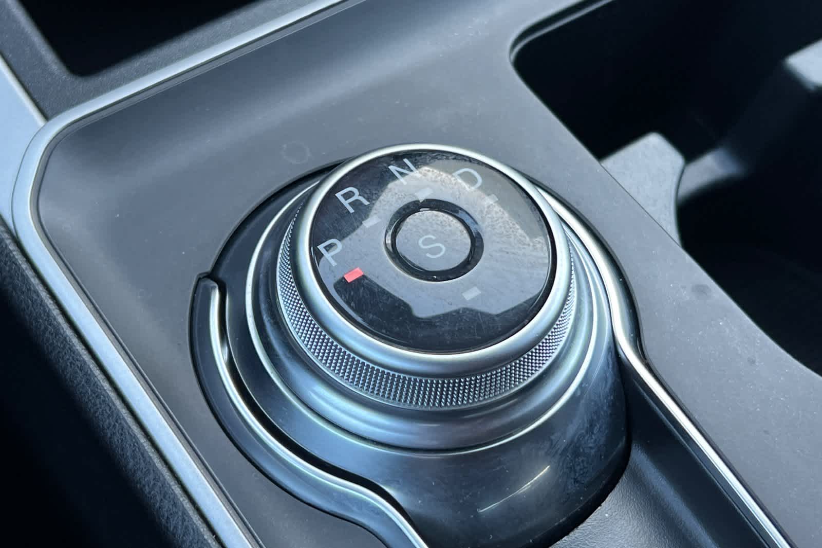 Thumbnail: 2024 Ford Edge - 22