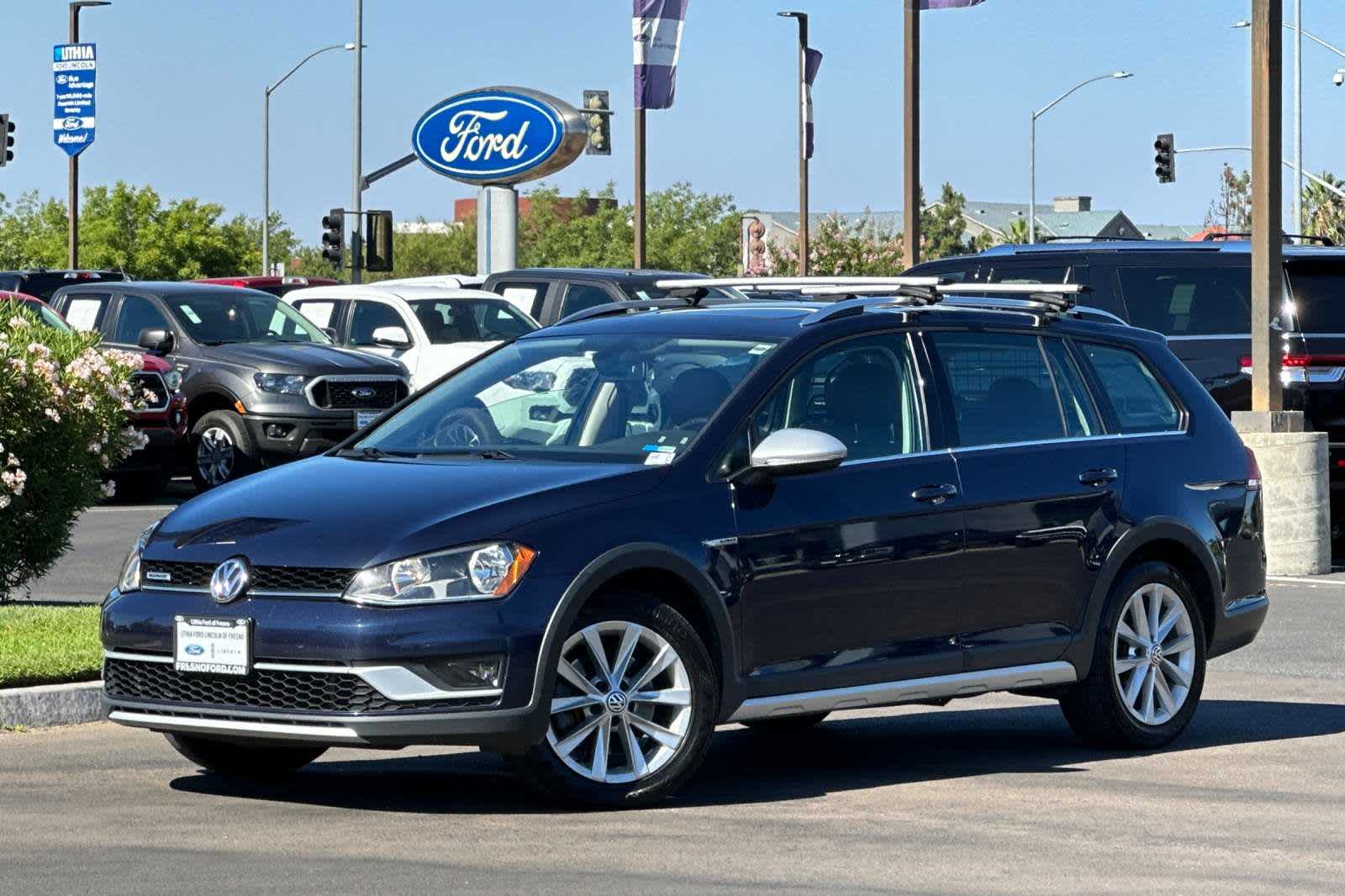 2017 Volkswagen Golf Alltrack SEL -
                Fresno, CA