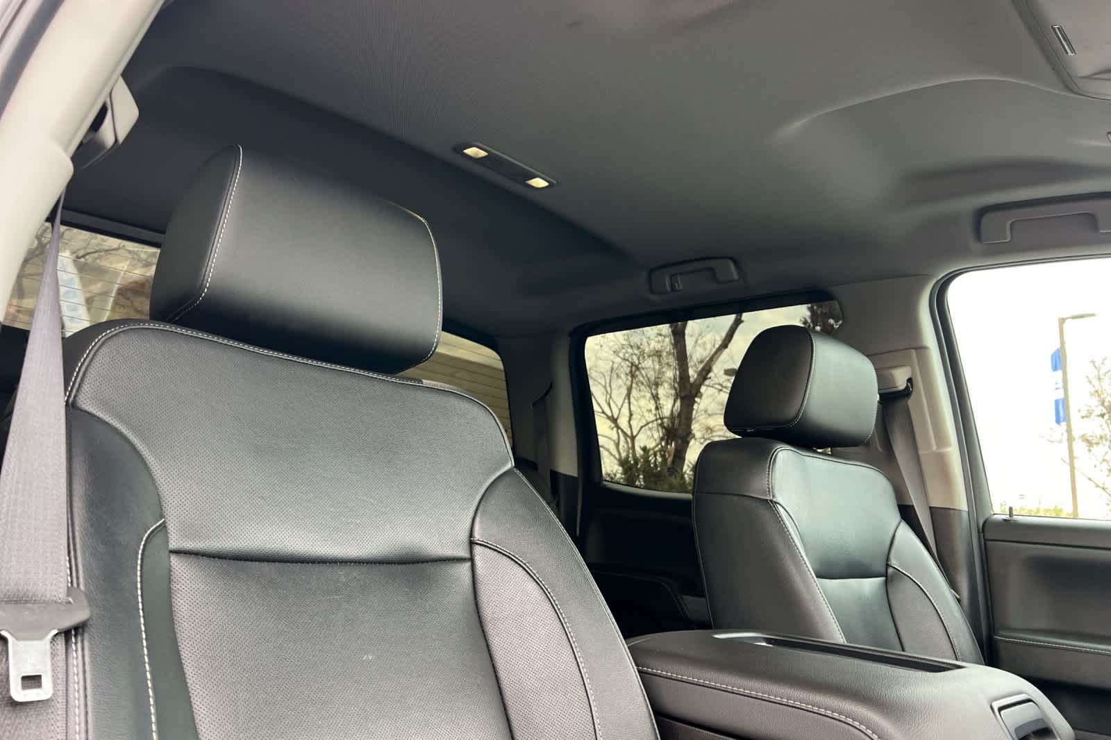 Thumbnail: 2019 Chevrolet Silverado 3500 - 16