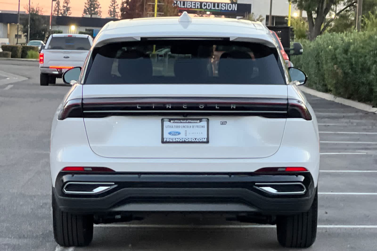 Thumbnail: 2026 Lincoln Nautilus - 7