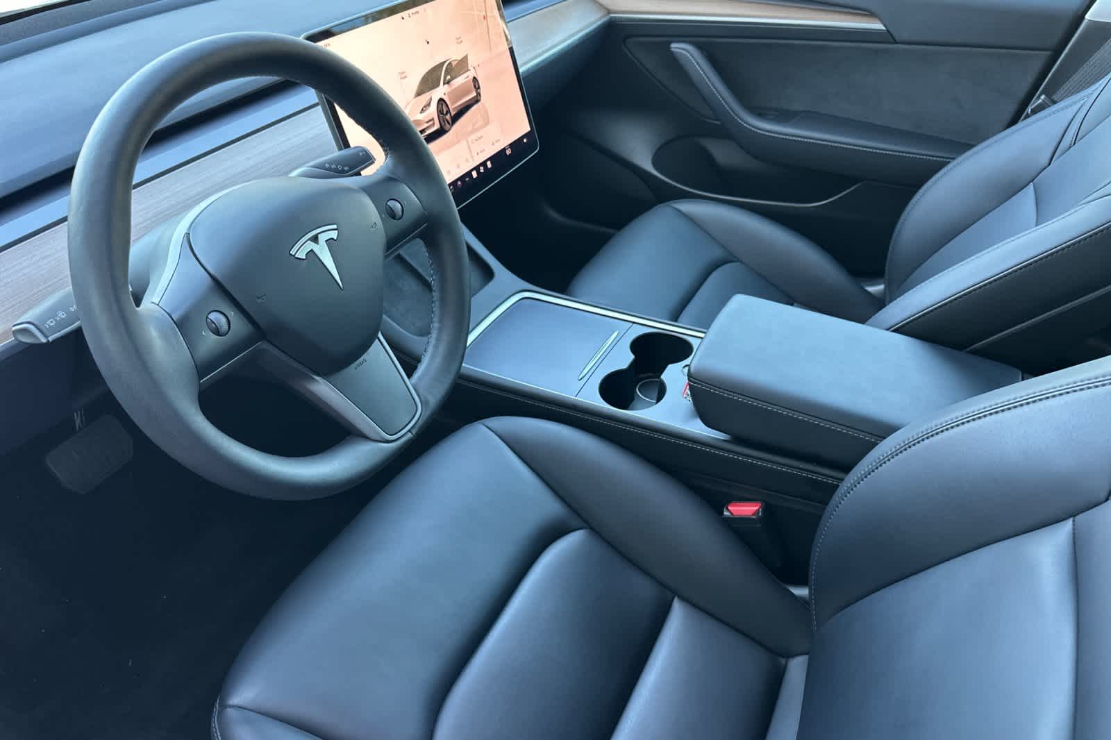 Thumbnail: 2023 Tesla Model 3 - 11