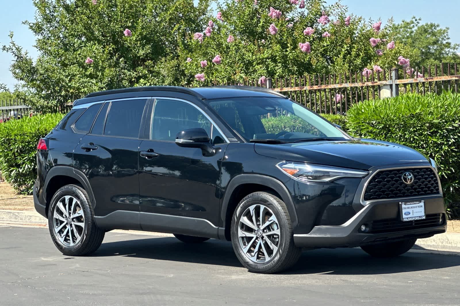 2024 Toyota Corolla Cross XLE 9