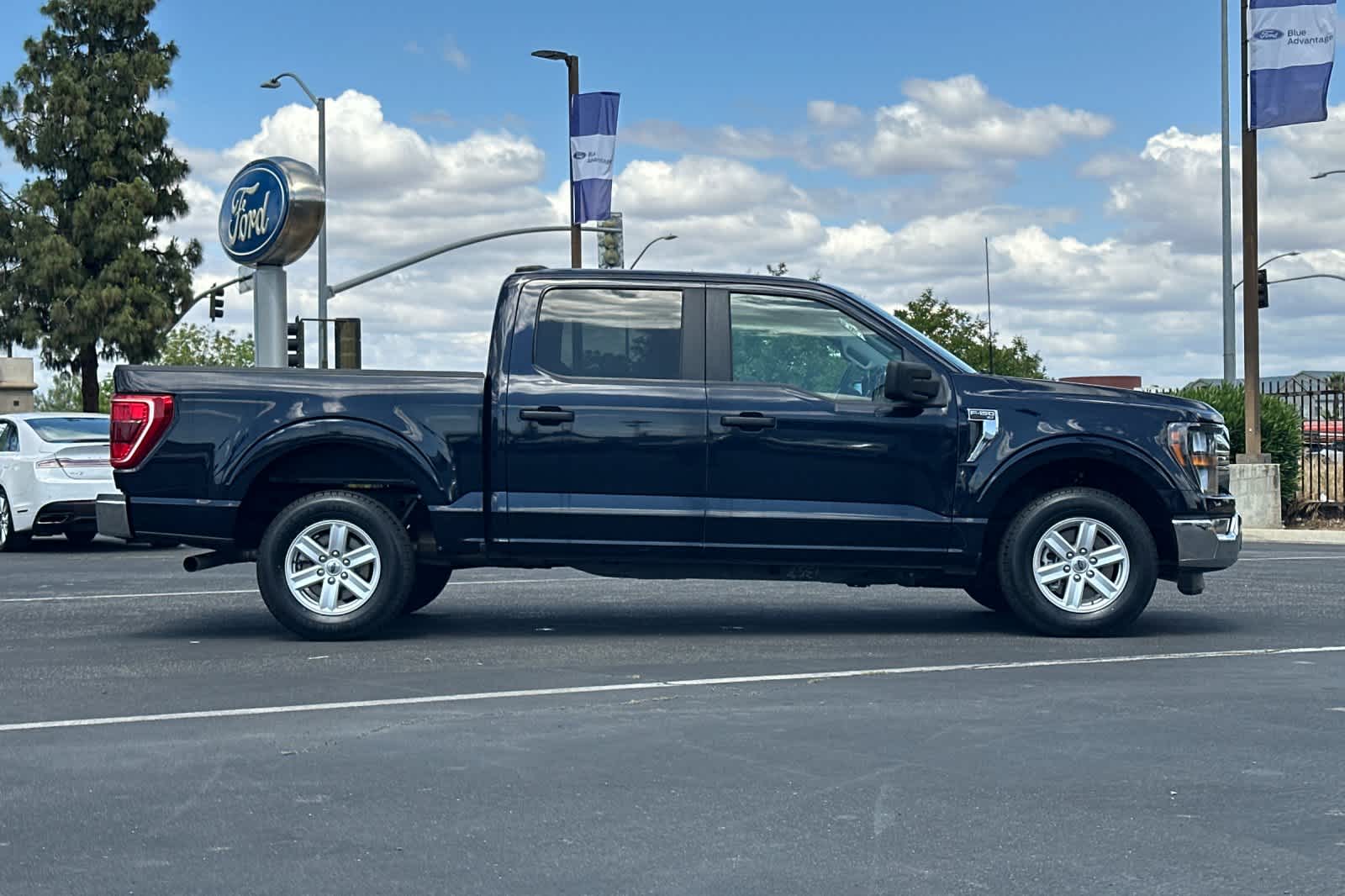 Thumbnail: 2023 Ford F-150 - 9