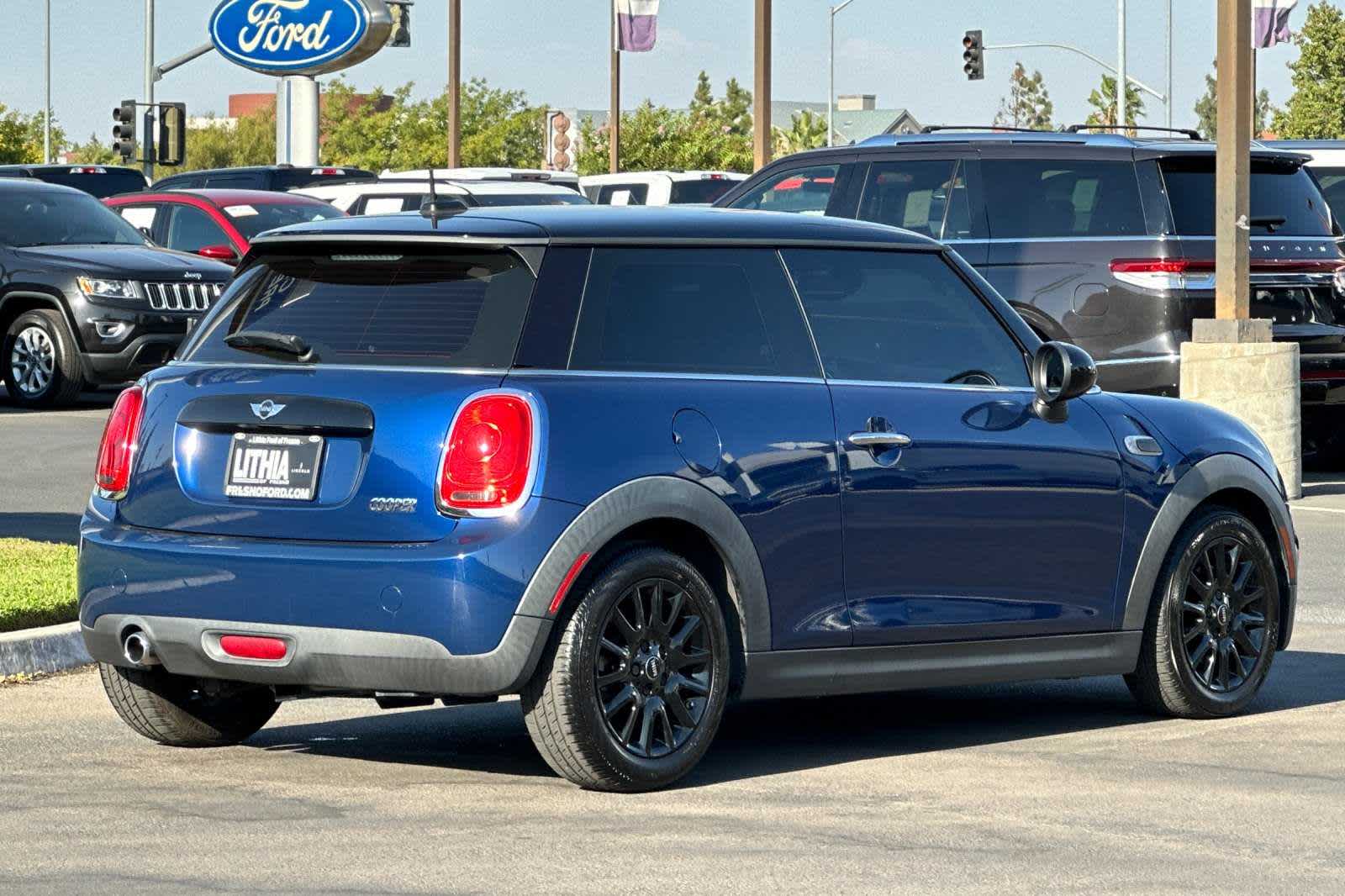 Used 2016 MINI Cooper Base with VIN WMWXP5C51G3B76952 for sale in Fresno, CA