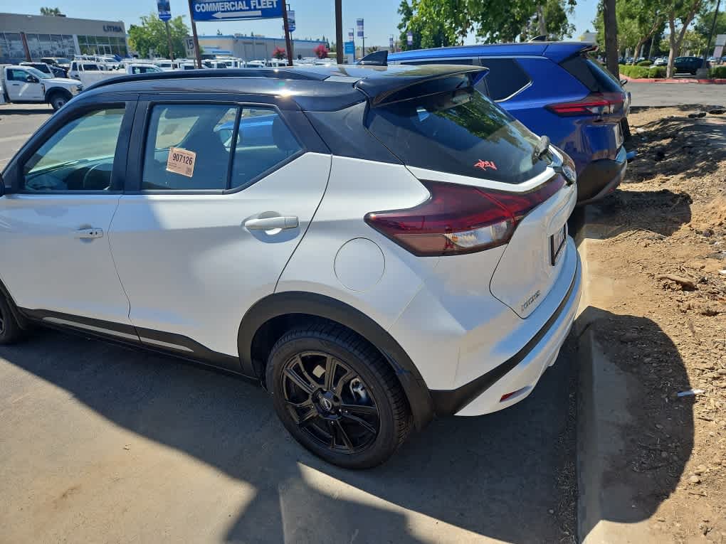 Thumbnail: 2023 Nissan Kicks - 5