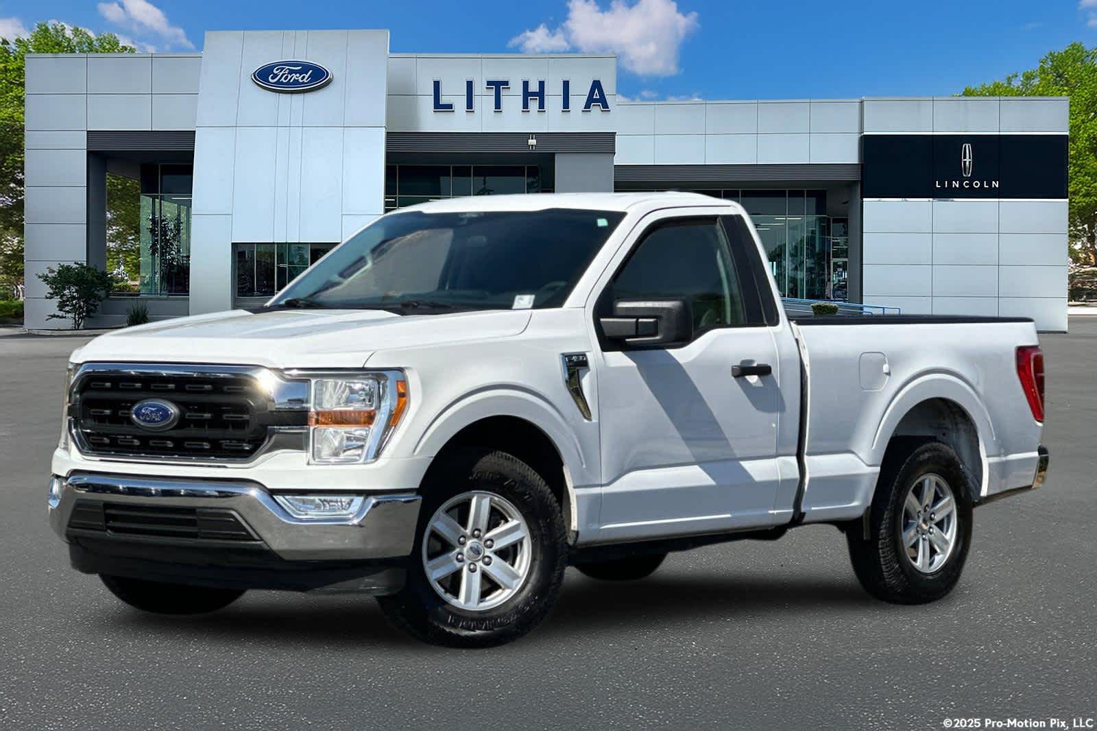 2021 Ford F-150 XLT Hero Image