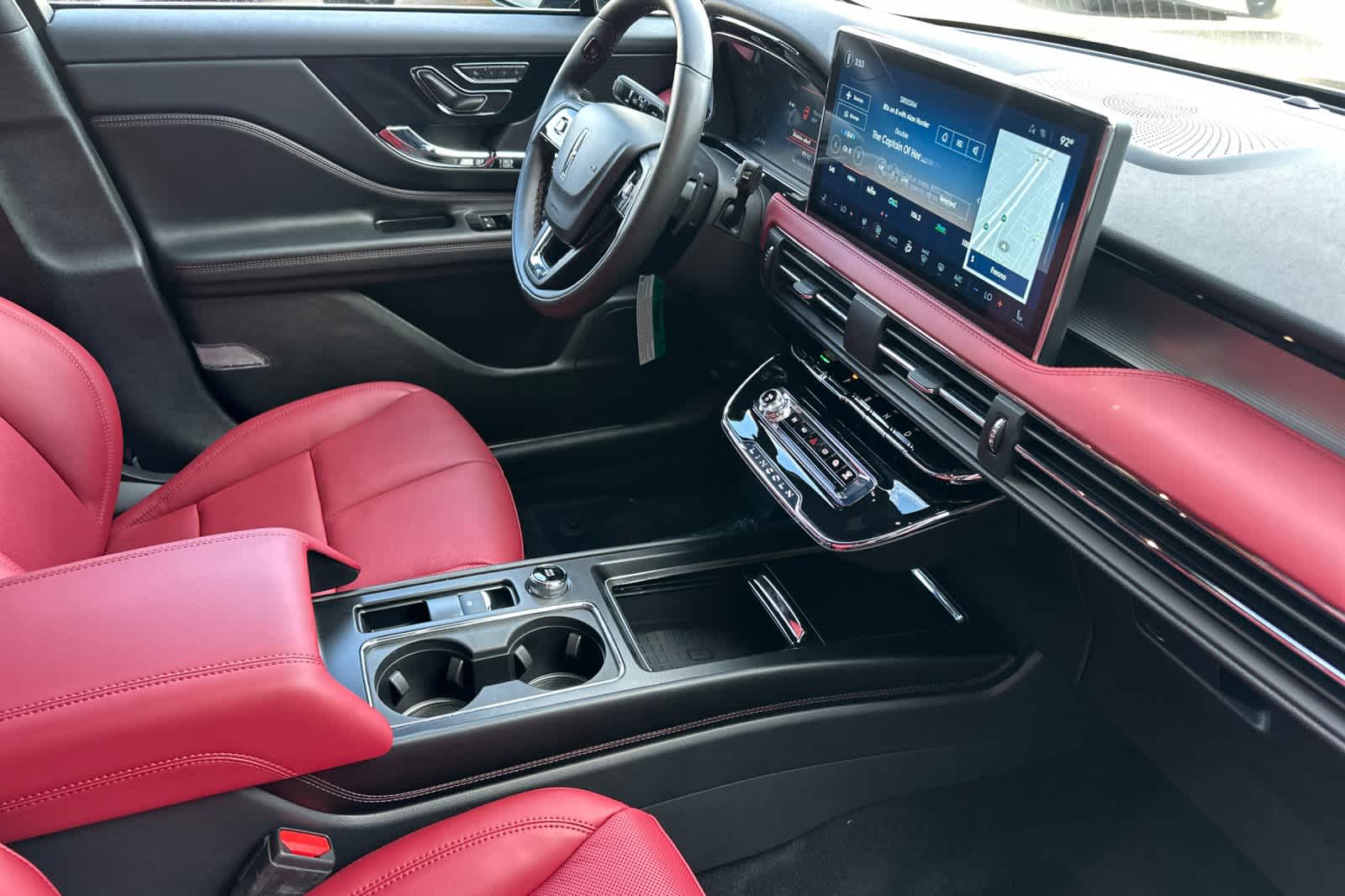 Thumbnail: 2025 Lincoln Corsair - 17