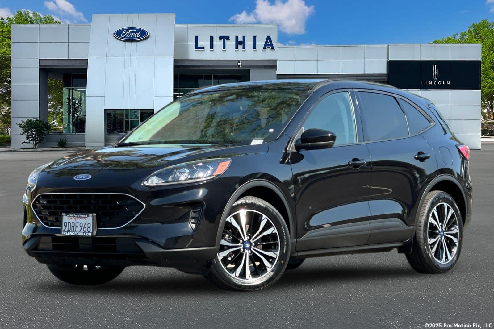 Thumbnail: 2022 Ford Escape - 1