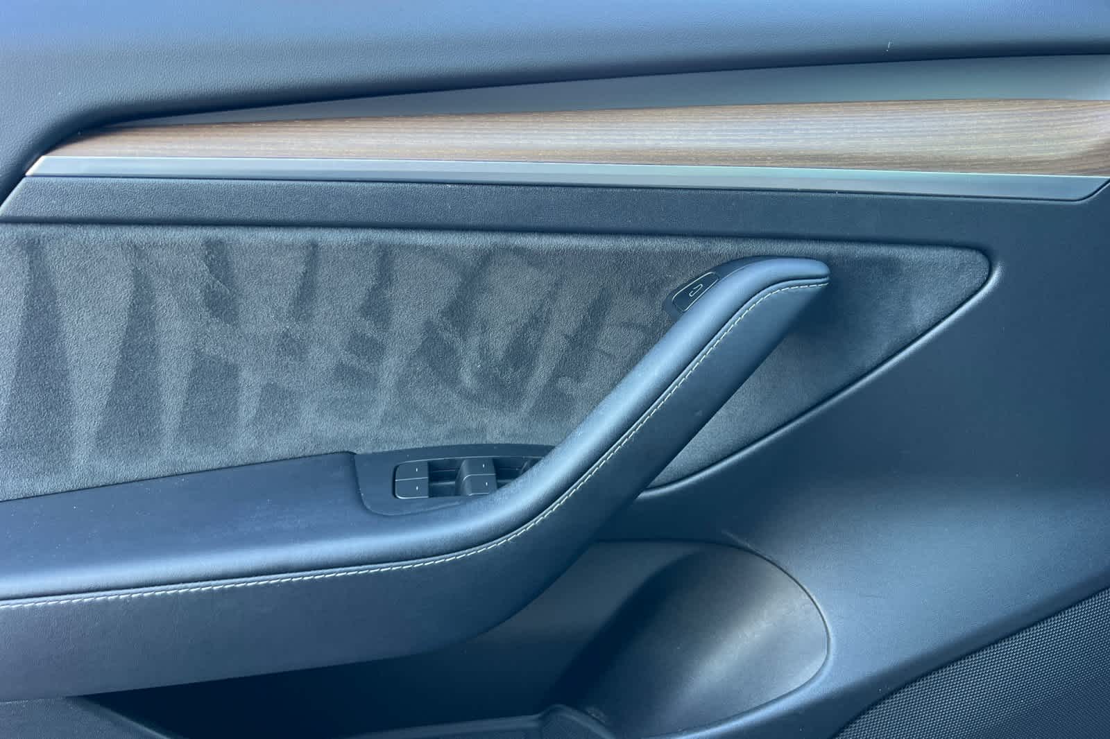 Thumbnail: 2023 Tesla Model 3 - 12