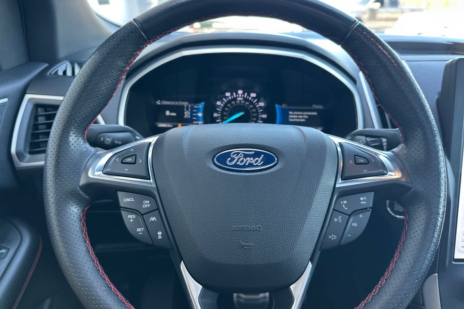 Thumbnail: 2021 Ford Edge - 25