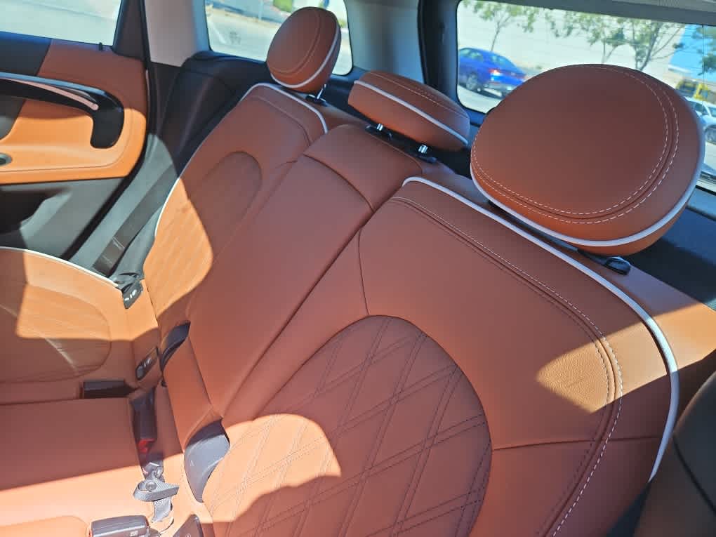 Thumbnail: 2024 MINI Cooper Countryman - 11