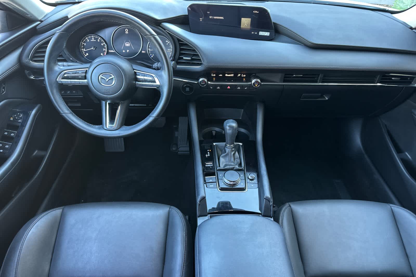 Thumbnail: 2022 Mazda Mazda3 - 3