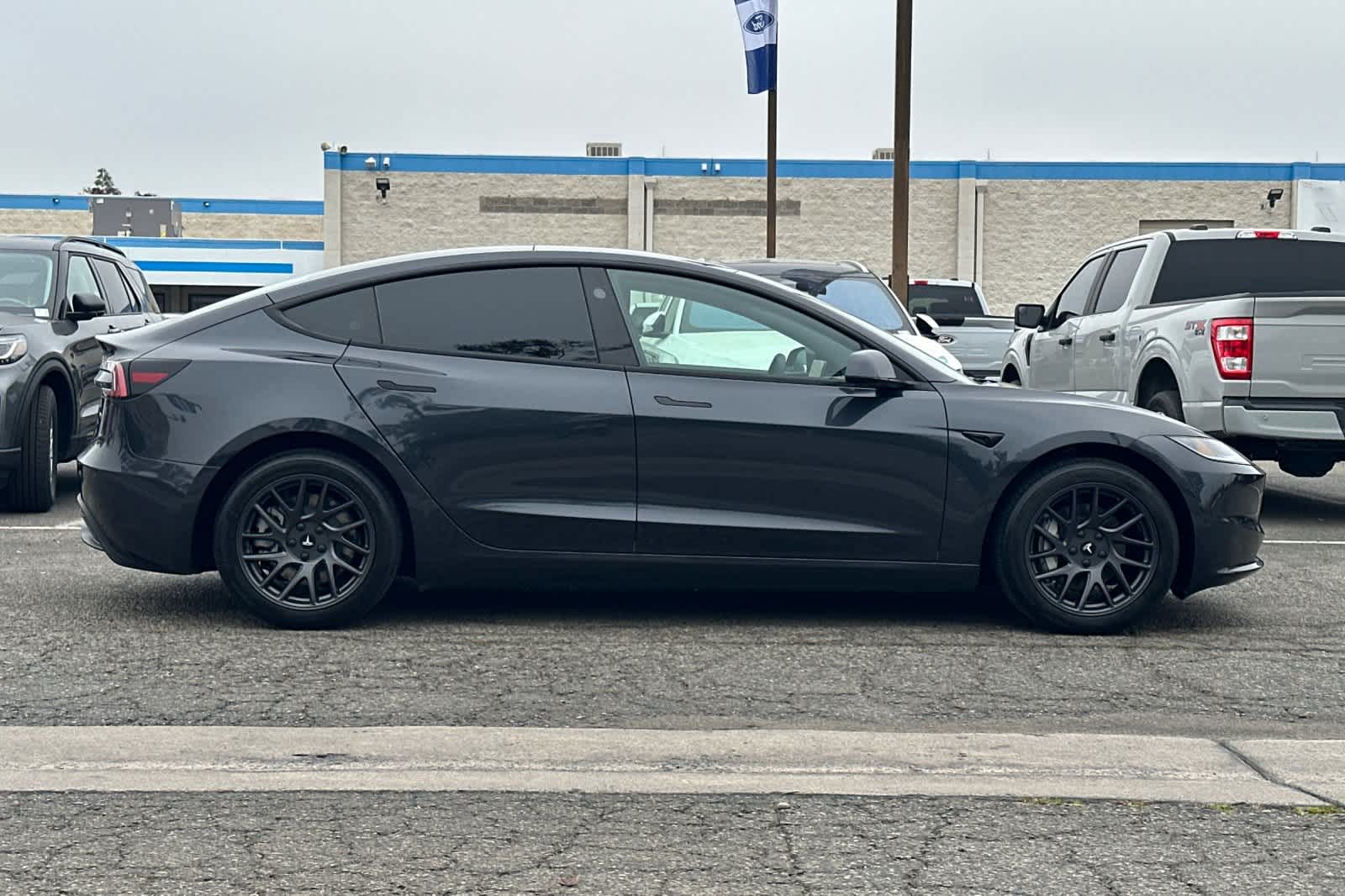 Thumbnail: 2025 Tesla Model 3 - 8