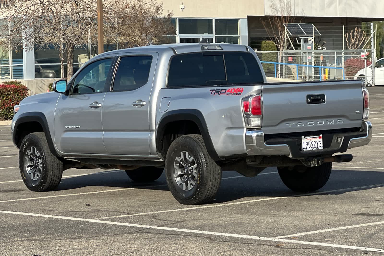 Thumbnail: 2020 Toyota Tacoma - 6