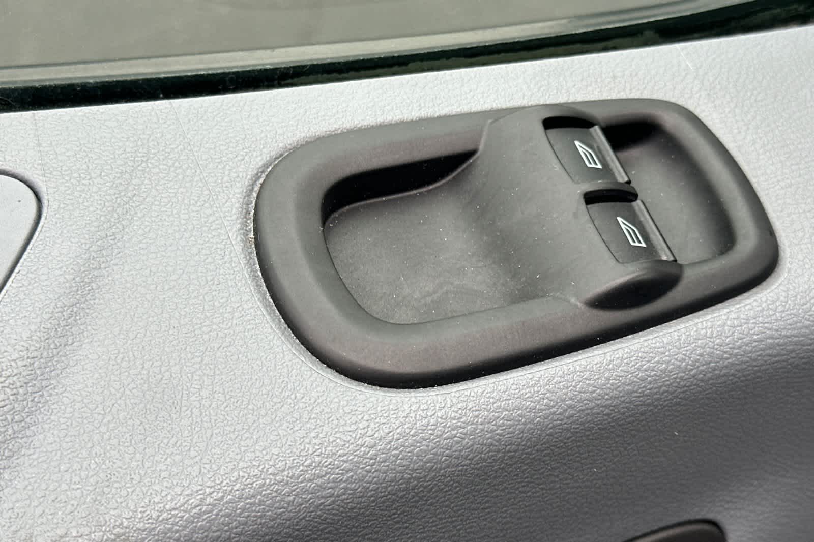 Thumbnail: 2017 Ford Transit Series - 13