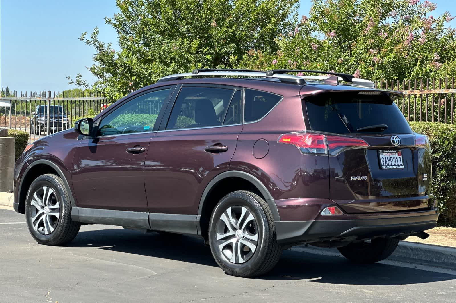 Thumbnail: 2018 Toyota RAV4 - 6