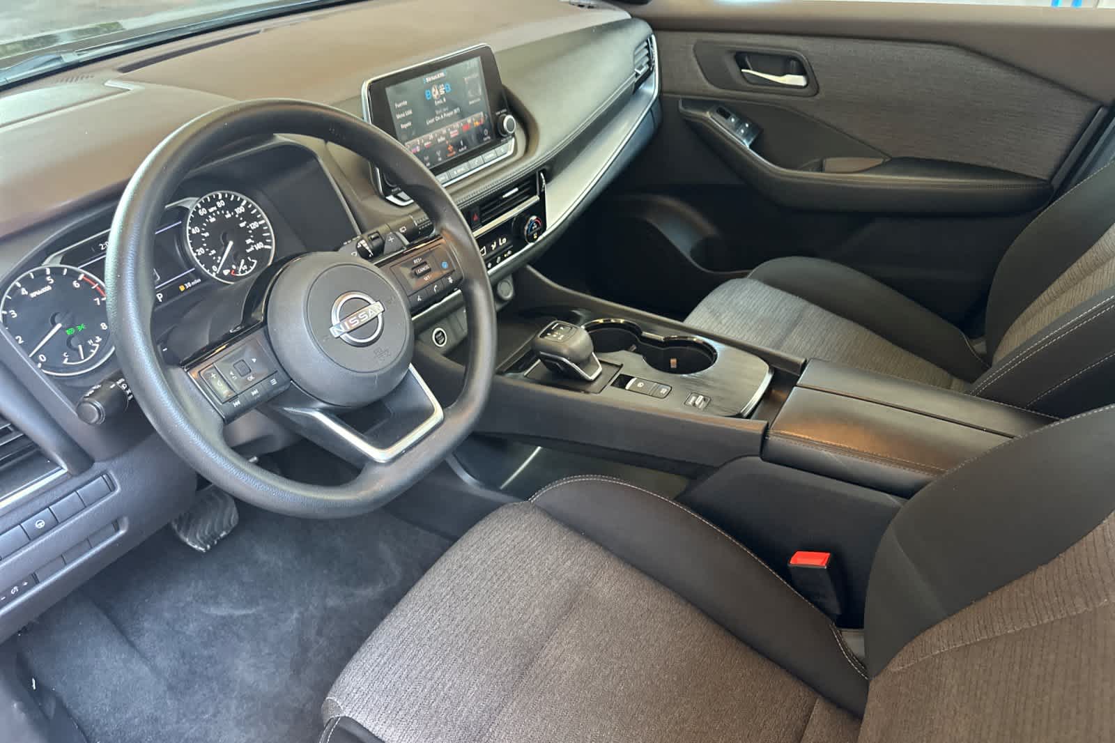 Thumbnail: 2022 Nissan Rogue - 12