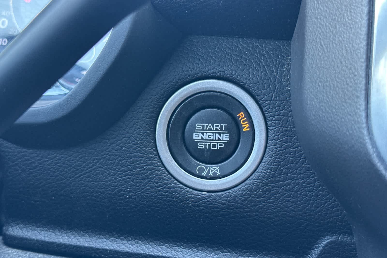 2021 RAM 3500 Big Horn 21