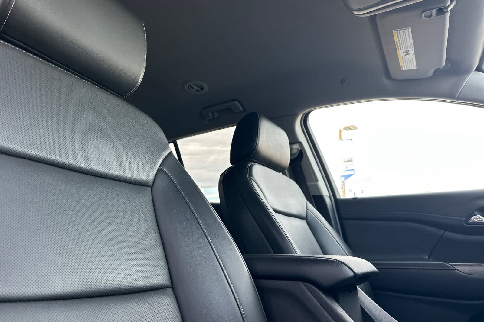 Thumbnail: 2023 GMC Acadia - 19