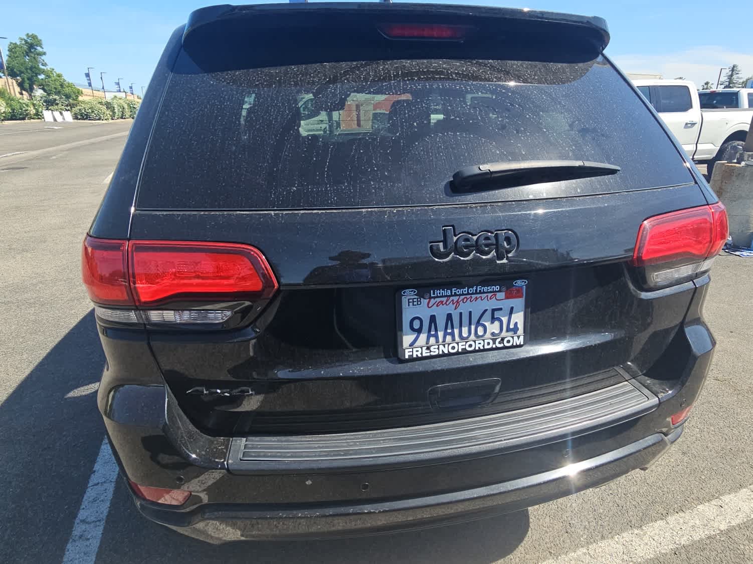 Thumbnail: 2022 Jeep Grand Cherokee - 8