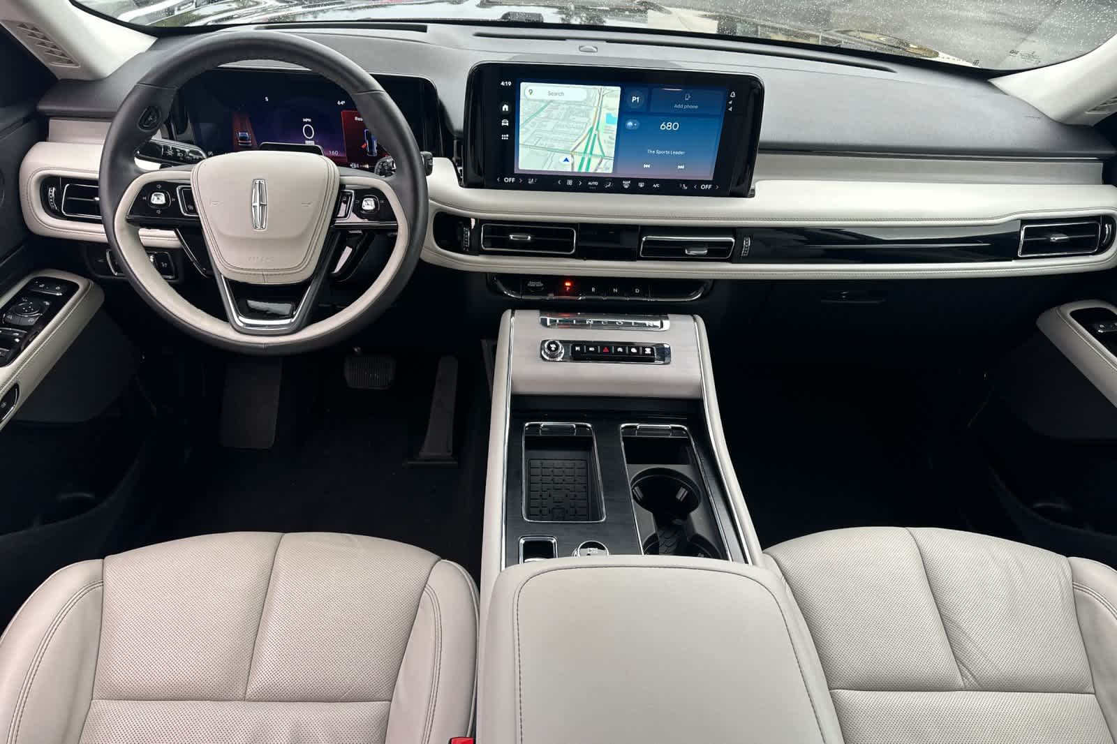 Thumbnail: 2025 Lincoln Aviator - 3